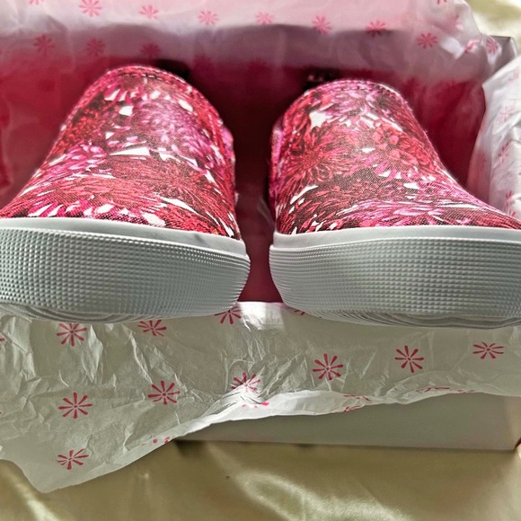 FLATS, ISAAC MIZRAHI, LADIES 8B, SLIP ON, CRYSANTHEMUM PINK MULTI, CANVAS, NEW - Picture 9 of 10